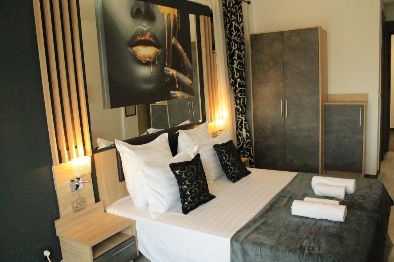 Hotel Theline Bukurešť Exteriér fotografie