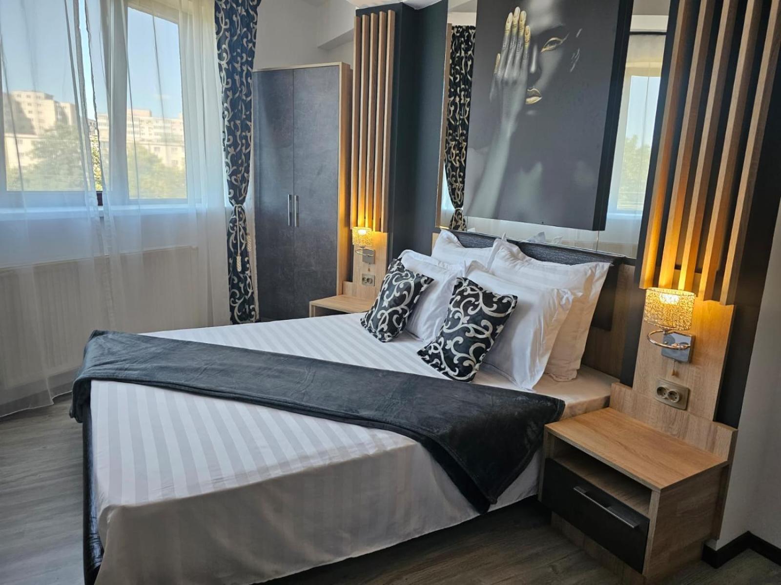 Hotel Theline Bukurešť Exteriér fotografie
