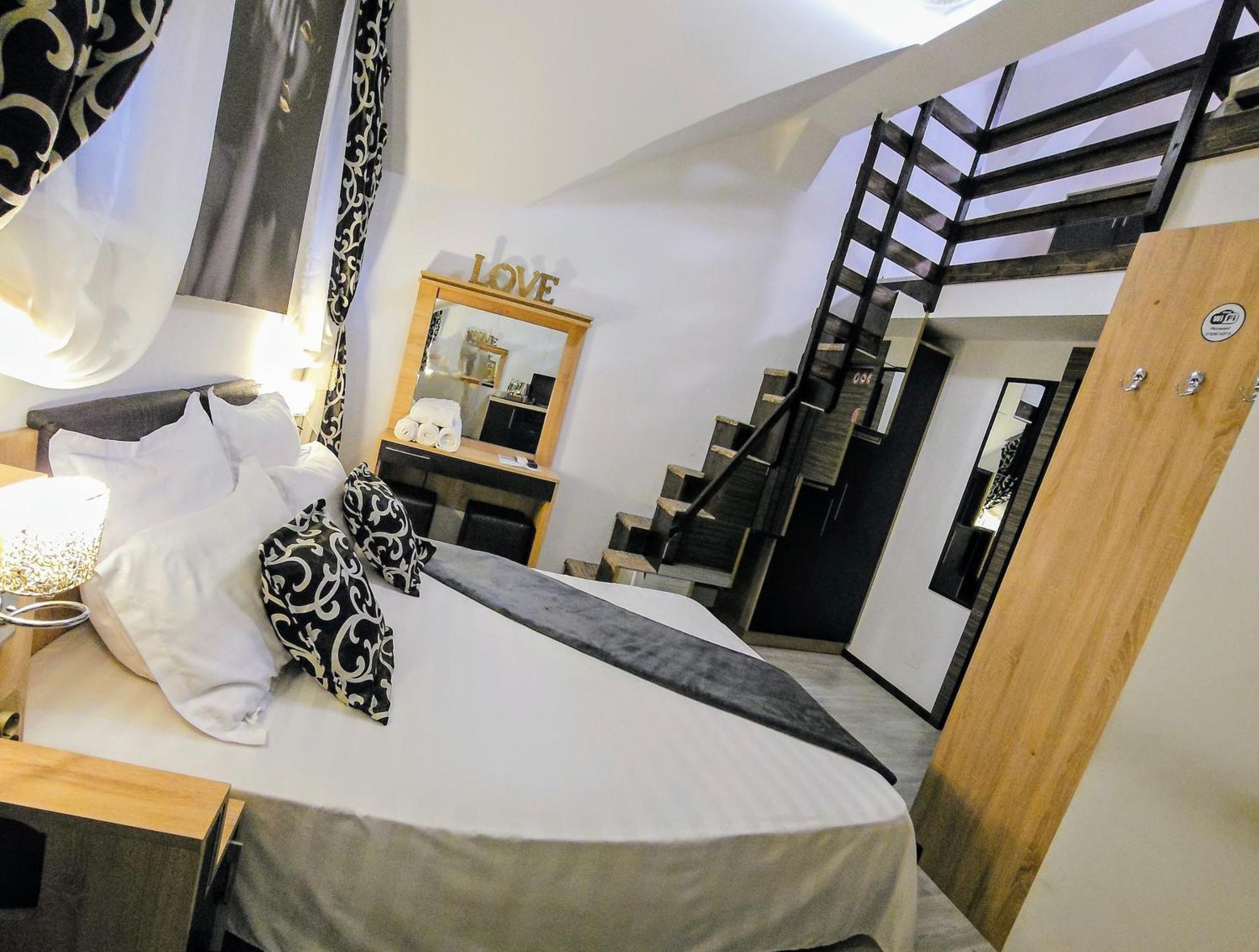 Hotel Theline Bukurešť Exteriér fotografie